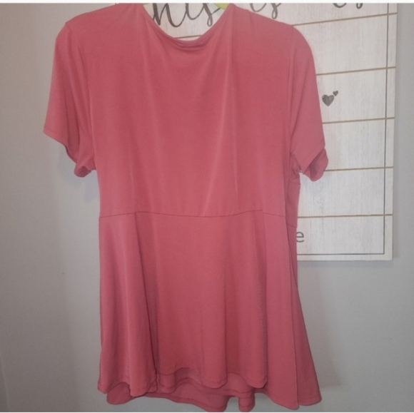 🍂🍁Like new 2x torrid studio Knit Surplice Ruffle Wrap Top - Picture 5 of 5